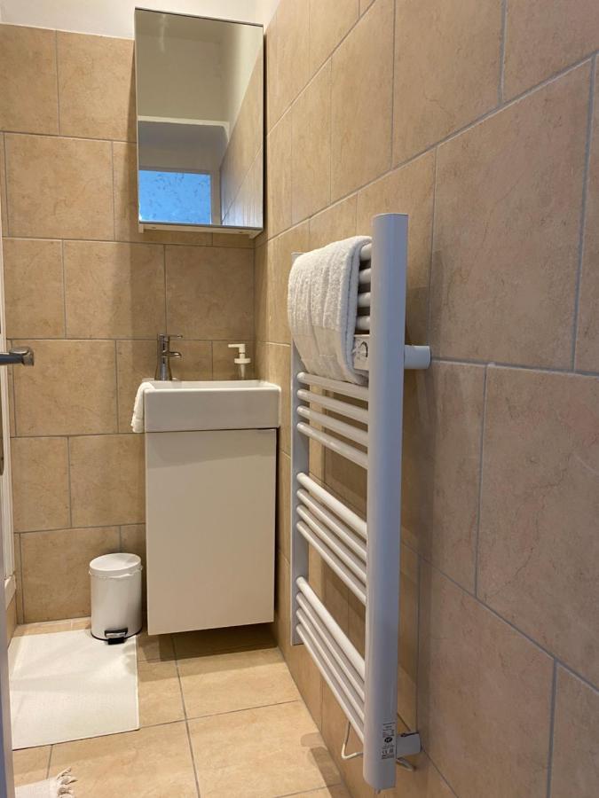 Studio Equipe-Climatise Avec Balcon Au Mourillon A 20M De La Plage Toulon Exterior foto